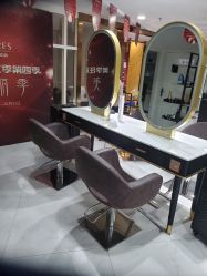 -Kares Salon卡雨诗