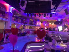 -巴特餐饮6加1音乐餐吧·新疆菜