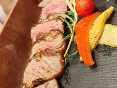 迷迭香烟熏厚切M5和牛扒-卡朋西餐(铂顿城店)