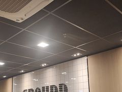 -麦当劳(轻轨曹杨路店)