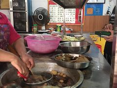-修记牛杂店(同华东一路店)
