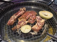 -马路牙子烧烤音乐酒馆(望京店)