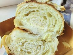 杏仁可颂-侘寂甜品(自取店)