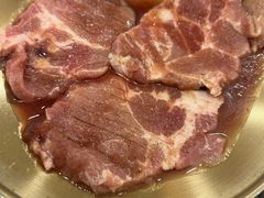 -臻牛烤肉