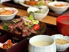 岩烧雪花牛肉定食-味太助·银饭食堂(中华城店)