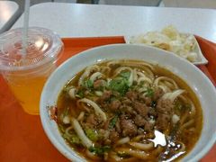 -顺溜·手工刀削面·黑金店(铜锣湾店)