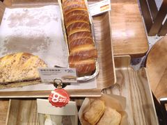 -巴黎贝甜(泗泾店)
