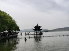 -全家便利店(杭州龙翔桥地铁站店)