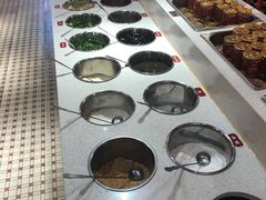 自助调料区-陈艳红火锅菜·冒菜(簋街店)