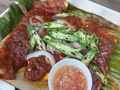 -东海岸人工湖美食村