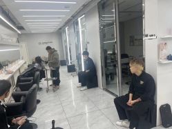 -朗峰专业美发沙龙