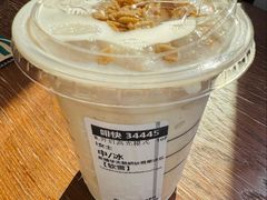 焦糖华夫脆脆软雪星冰乐-星巴克(凯德晶萃店)