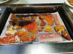 鲜肉烤肉-比尔斯健康烤肉自助餐厅