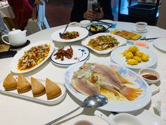 -顺峰海鲜酒楼(省府店)