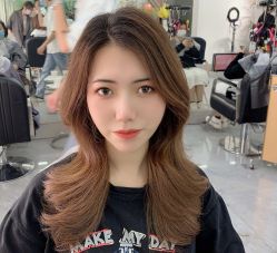 点击看大图 -COMO SALON 烫染可茉发型