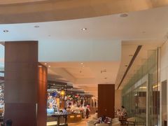 -怡咖啡海鲜自助餐厅(浦东香格里拉店)