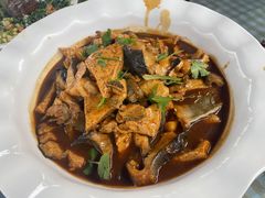 垮炖鲟鱼豆腐-京北渔家傲
