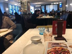 -港丽餐厅(高德置地店)