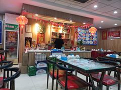 大堂-名超海鲜烧烤大排档