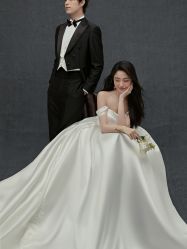 点击看大图 -挪娅婚纱摄影皇家会所