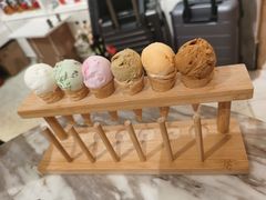 迷你冰淇淋拼盘-ALLORA意大利餐厅(丰盛里店)