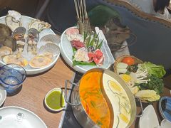 -樾餐厅泰式海鲜火锅(民歌湖店)