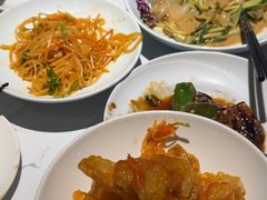 -关东小磨东北菜(漕河泾印象城店)