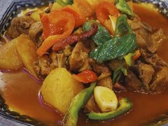 特色的大盘鸡-维吾尔餐厅(宜山路店)