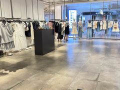 -URBAN REVIVO(富力海珠城店)
