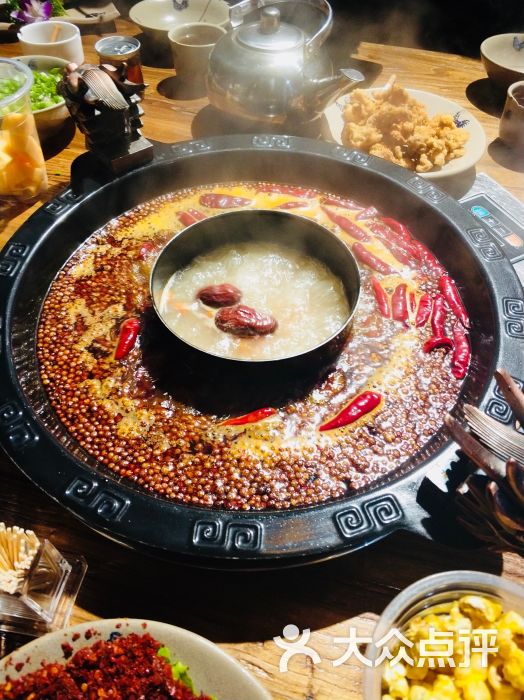 小龙坎重庆老火锅(草场坡店)小龙坎鸳鸯锅图片 - 第36张