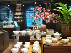 -光海书局(南京东路第一百货店)