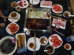 -百年川椒重庆老火锅(光谷店)