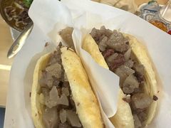 -闫家驴肉老店(华电一校店)