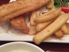 -Hooley's活利仕西餐厅(珠江新城店)