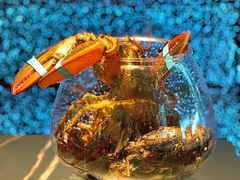 -雍容荟帝王蟹活龙虾展台自助(IFS黑金店)