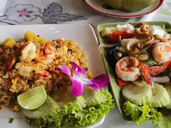 -Jungle Kitchen