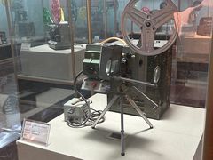 -大戚收音机电影机博物馆