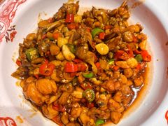 红烧牛蛙-饶品富牛魔王辣味烧菜馆(船山路总店)