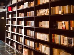 -钟书阁(松江泰晤士小镇店)