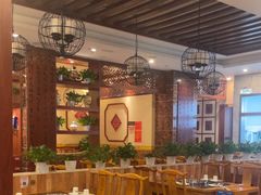 -巴国妹子毛肚火锅(蓝光悦城店)