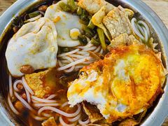 -鹿寨小何螺蛳粉店