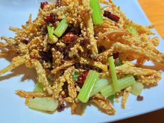 干煸藕丝-久久湖北菜