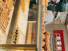 面包甜点陈列柜-宫喜糕点(共青团路店)