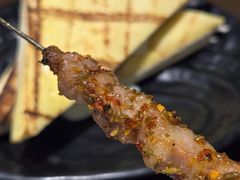 -曼听小寨海鲜烧烤·大连辣炒大王(盖州街店)