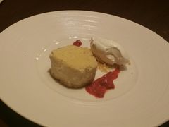 -恰餐厅及酒吧 CHAR Bar & Grill (北京丽都皇冠假日店)