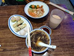 -左记港食(融科天城店)