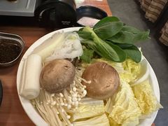 -炼瓦家日式烧肉·寿喜烧(融创精彩天地店)
