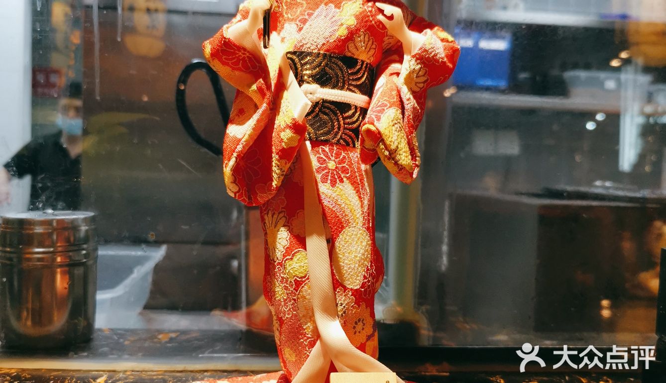 路子最野的日料店🆒 吃个饭顺便安排相个亲[惊讶]