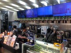 -CoCo都可(湖滨银泰店B区店)