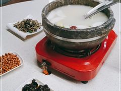 -墨脱石锅椰子鸡•香草鸭•东山羊(大东海店)